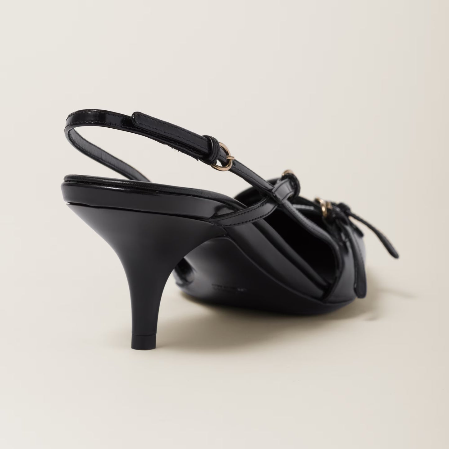 Sandales à bride arrière et boucles en cuir brossé Noir