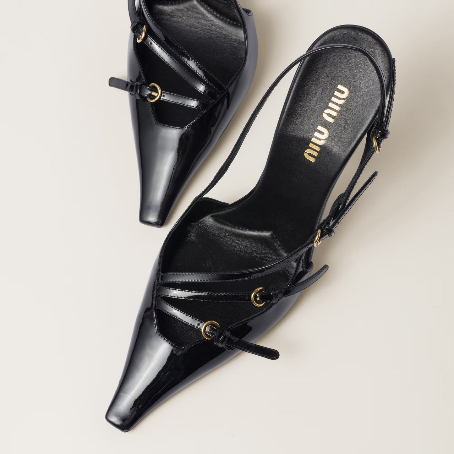 Sandales à bride arrière et boucles en cuir verni Noir