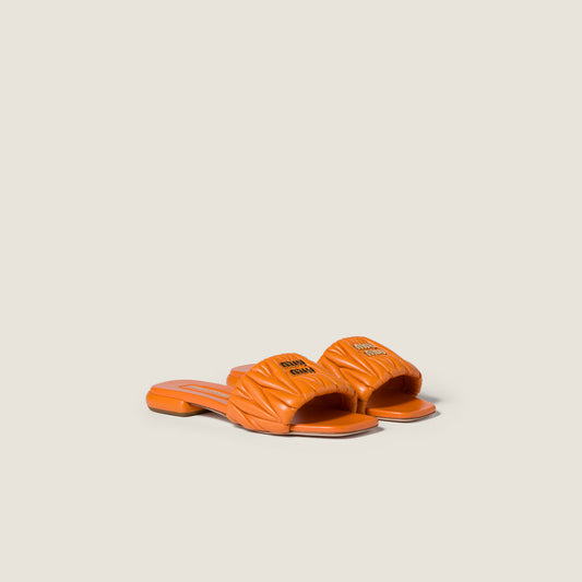 Mules en cuir nappa matelassé Gerbera
